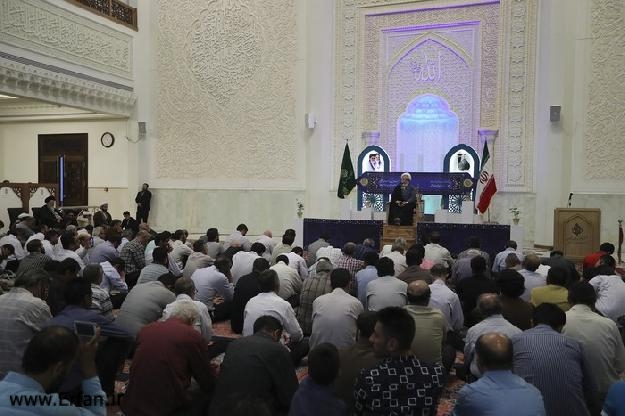 گزارش تصویری/ سخنرانی استاد انصاریان در حرم مطهر شاهچراغ شیراز